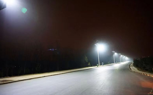 市(shì)區(qū)公路(lù)風(fēng)光(guāng)路(lù)燈